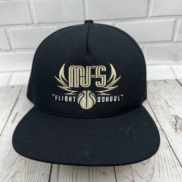 Michael Jordan MJFS‎ Flight School 23 Hat Snap back Black Men - Picture 1 of 7